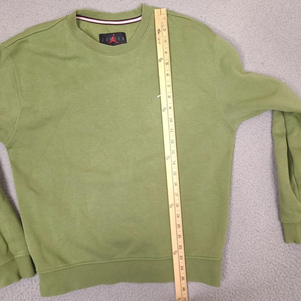 Air Jordan Essential Fleece Crewneck Sweatshirt Mens Small Green‎ Jumpman Logo